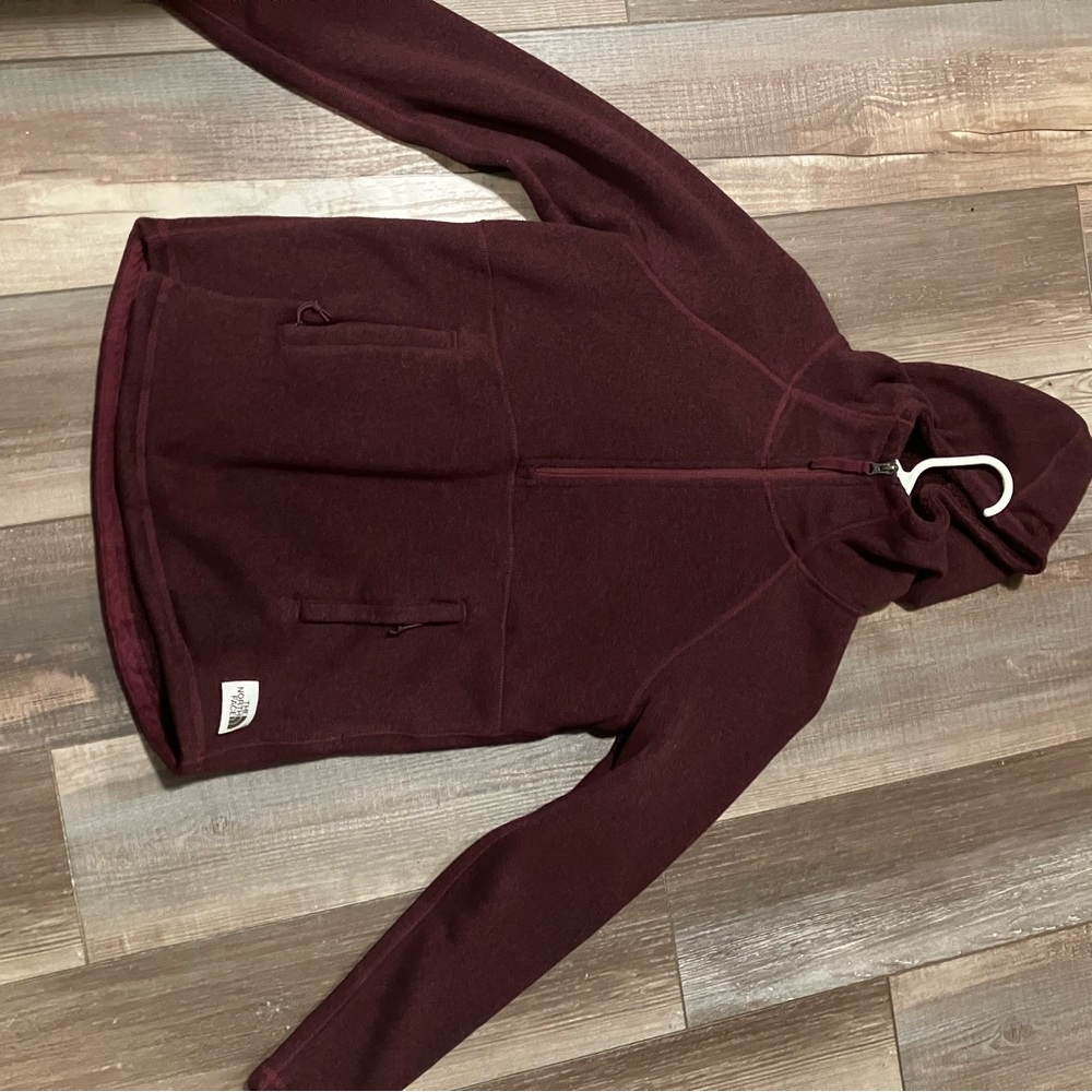 The north face sweater